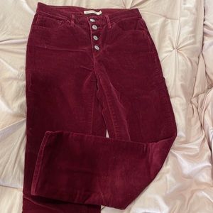 Levi’s size 27 burgundy cordaroy style 724 high rise straight pants